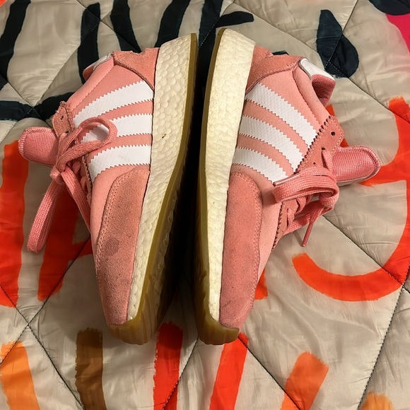 Pink Suede Adidas 🎀 - Picture 4 of 9